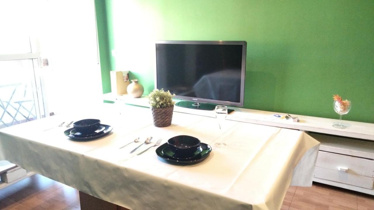 Triana Luck Apartment เซบีญา ภายนอก รูปภาพ